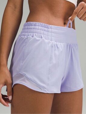 lululemon athletica Hotty Hot High-Rise Lined Short 2.5" - Lilac Smoke